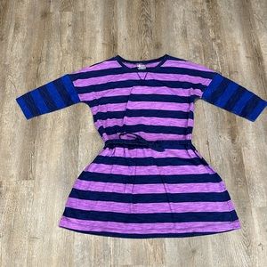 Girls Old Navy size 10/12 dress with belt. 3/4 length sleeve.